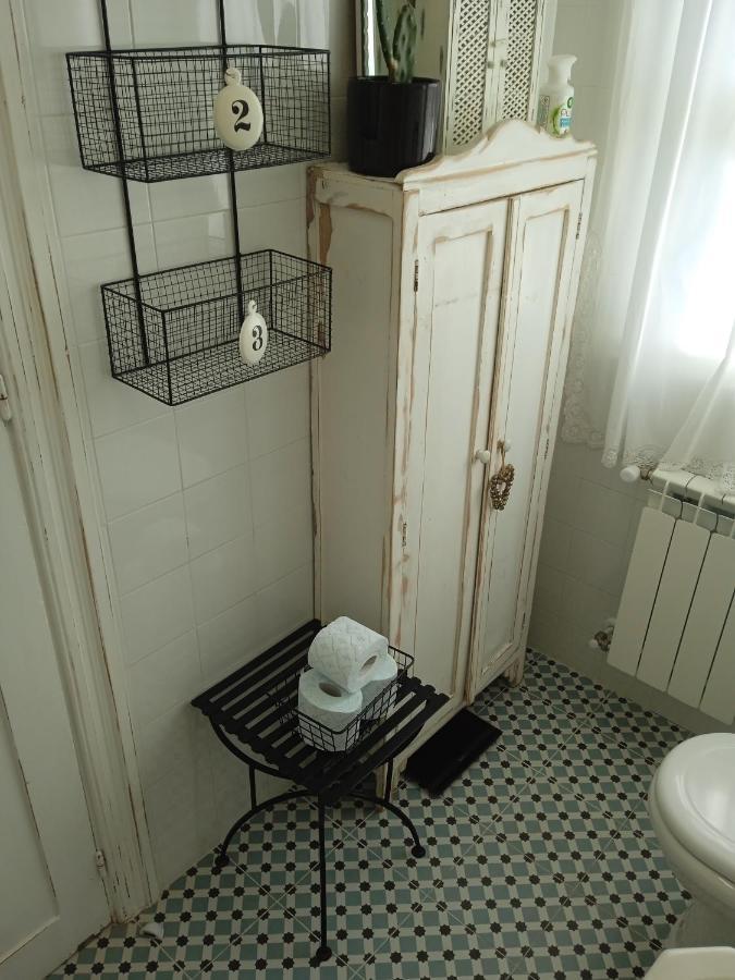 Piso Iwvaxi, Gallery House. Ourense. *